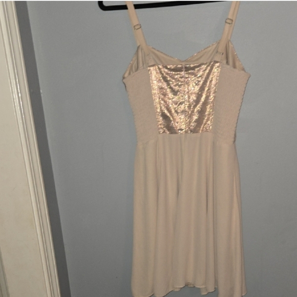 Express Metallic Blush Mini Dress Sweatheart Cocktail Party Wedding Attire Flowy - Picture 3 of 6
